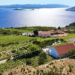 Villa More *
