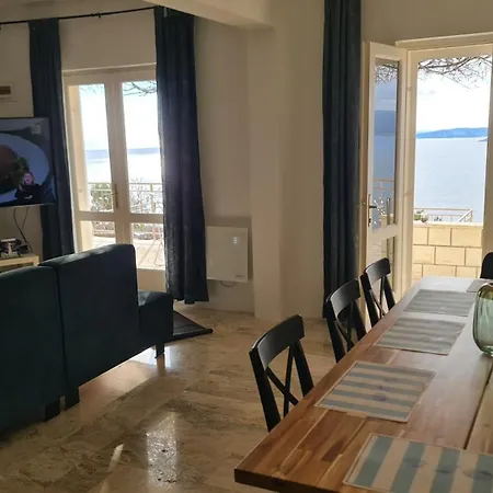 Villa Villa More