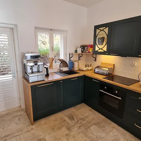 Villa More 波斯土普